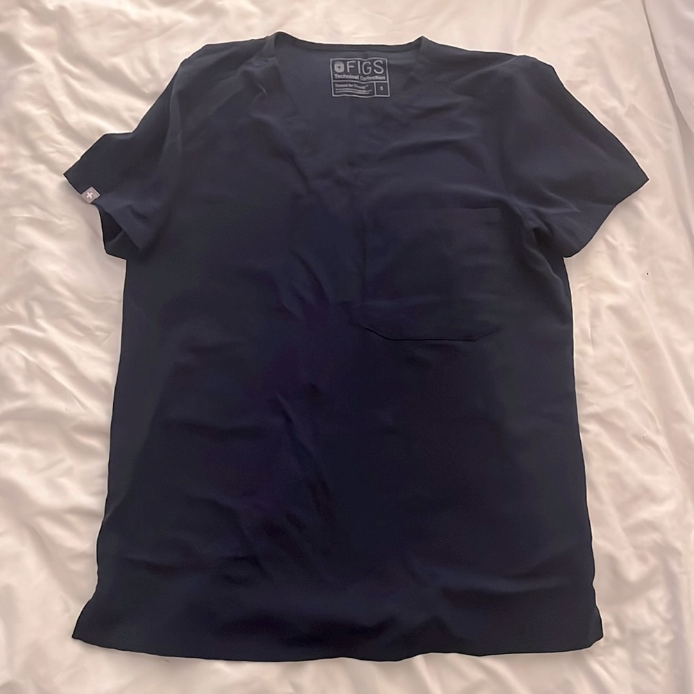 Catarina One-Pocket Scrub Top